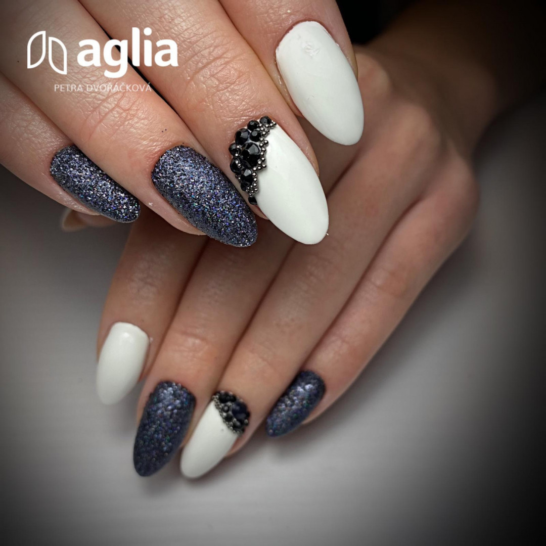 ARCTIC WHITE & glitter BLACK HOLOGRAM